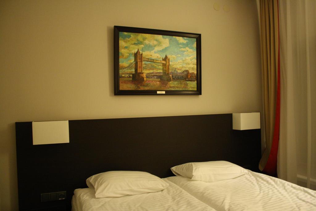 Optima Collection Kharkiv Hotel Exterior foto