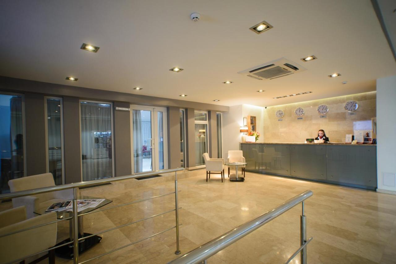 Optima Collection Kharkiv Hotel Exterior foto